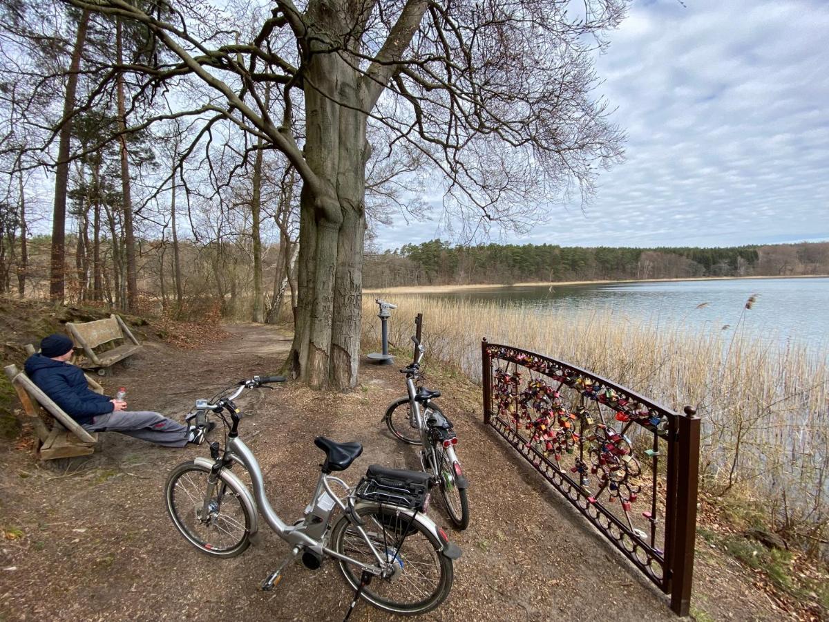 Ferienhaus Biber Godendorf  ภายนอก รูปภาพ
